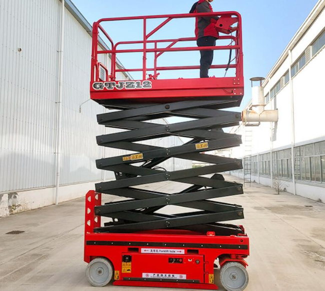 木垒自行走移动式升降机